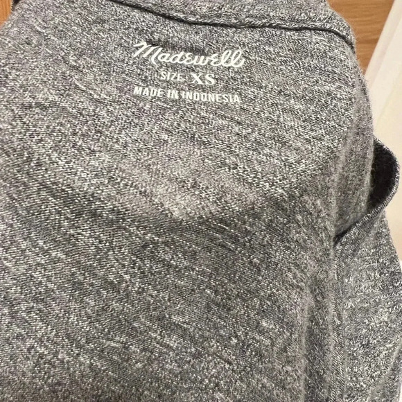 BUNDLE of womens tank tops - Size XS MADEWELL AND J. CREW - Picture 4 of 14